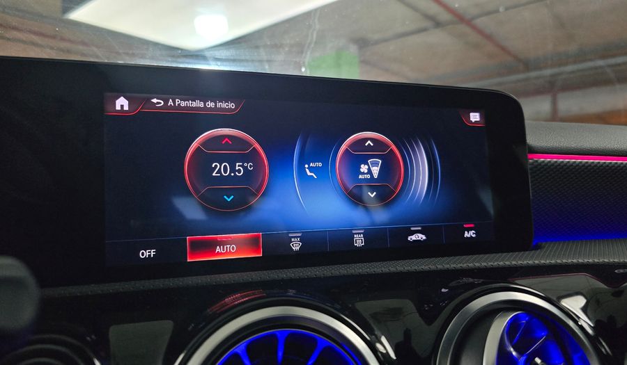 Mercedes Benz Clase A 1.3 200 PROGRESSIVE Hatchback 2022