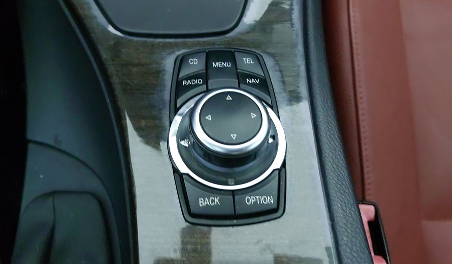 Bmw Serie 3 2.5 325IA EDITION EXCLUSIVE NAVI AT Sedan 2012