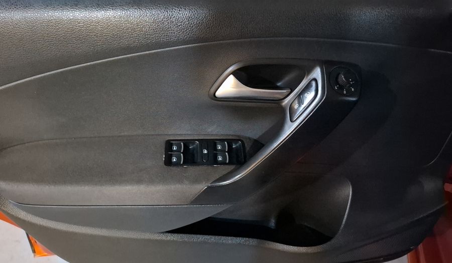 Volkswagen Polo 1.6 STARTLINE STD. Hatchback 2018