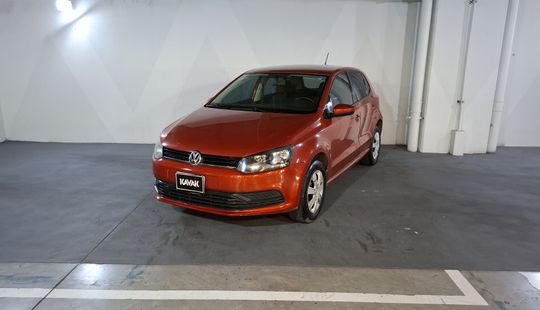 Volkswagen • Polo