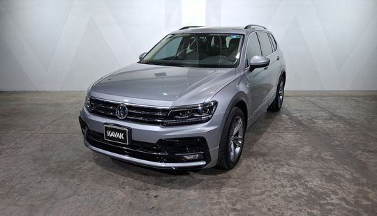 Volkswagen • Tiguan