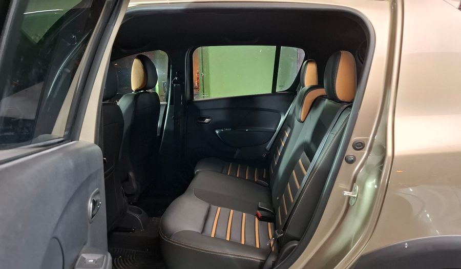 Renault Sandero Stepway 1.6 INTENS Hatchback 2022