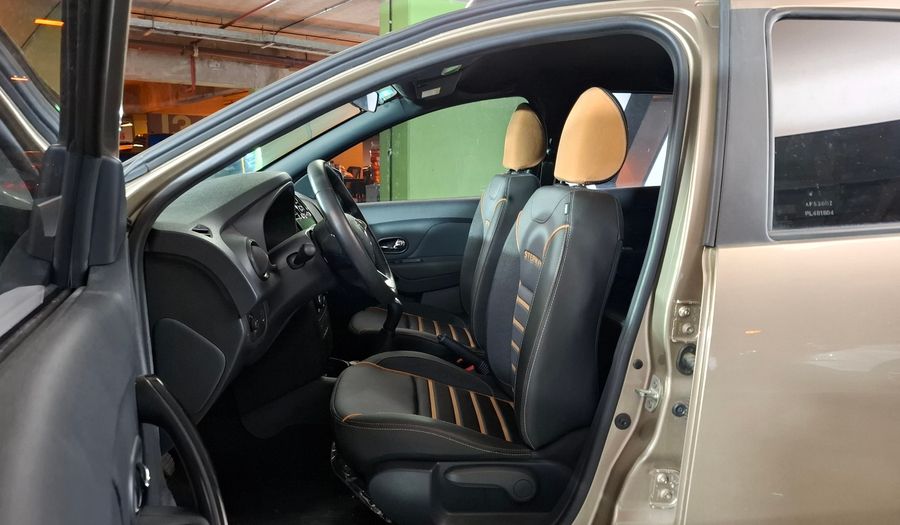 Renault Sandero Stepway 1.6 INTENS Hatchback 2022