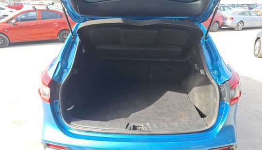 Nissan • Qashqai