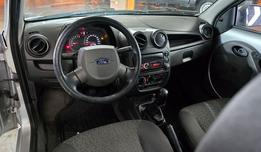 Ford Ka 1.6 FLY VIRAL Hatchback 2013