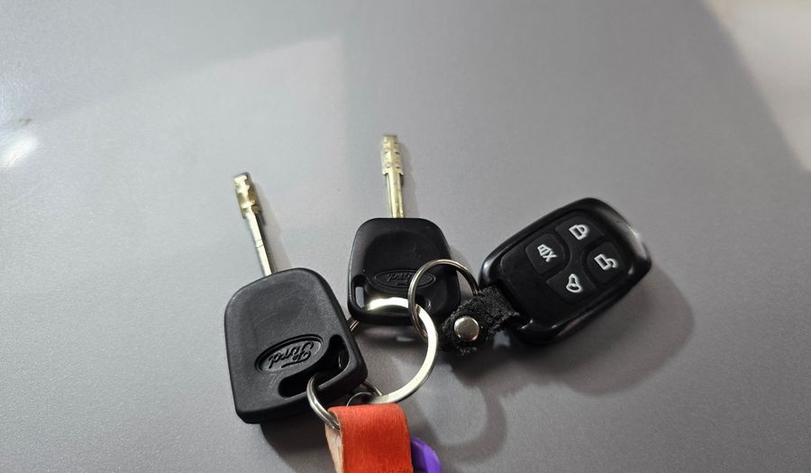 Ford Ka 1.6 FLY VIRAL Hatchback 2013
