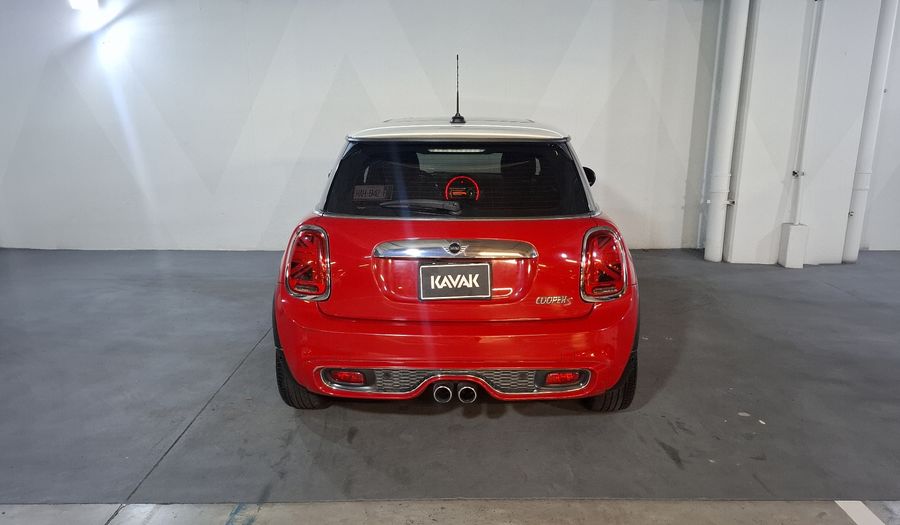 Mini Cooper S 2.0 COOPER HOT CHILI DCT Hatchback 2020