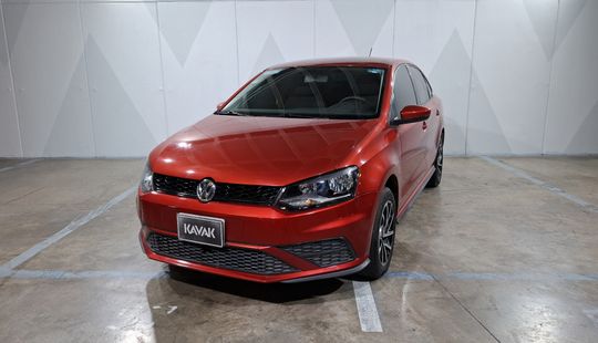 Volkswagen • Vento