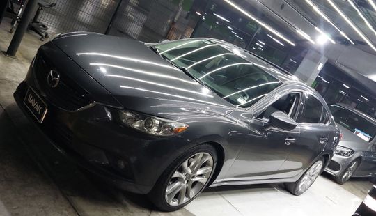 Mazda • Mazda 6