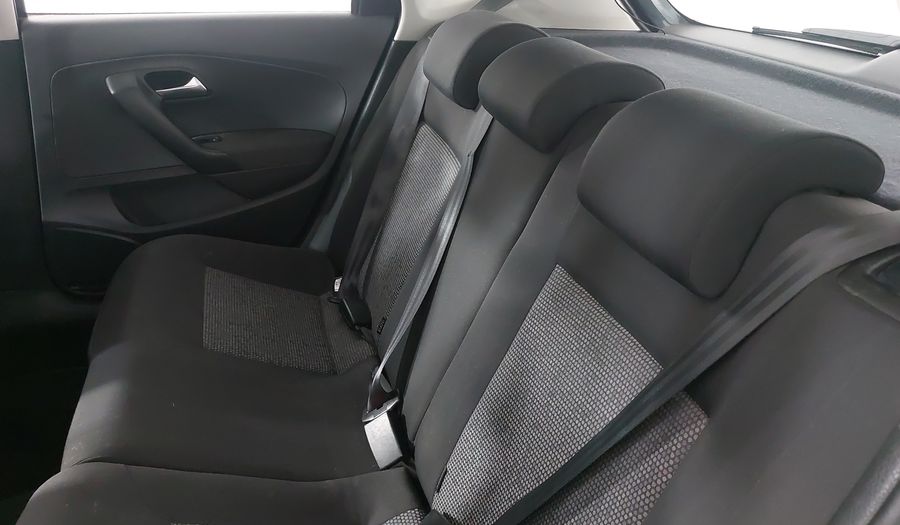 Volkswagen Polo 1.6 TIPTRONIC Hatchback 2015