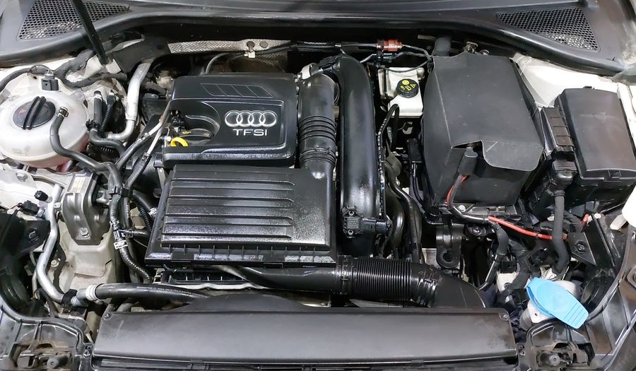 Audi A3 1.4 TFSI AMBIENTE S TRONIC Sedan 2016