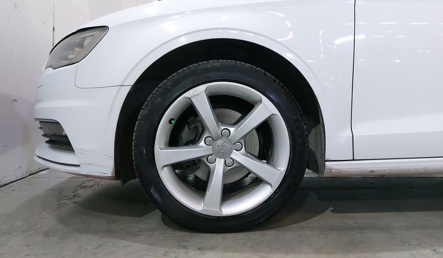 Audi A3 1.4 TFSI AMBIENTE S TRONIC Sedan 2016