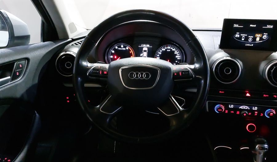 Audi A3 1.4 TFSI AMBIENTE S TRONIC Sedan 2016