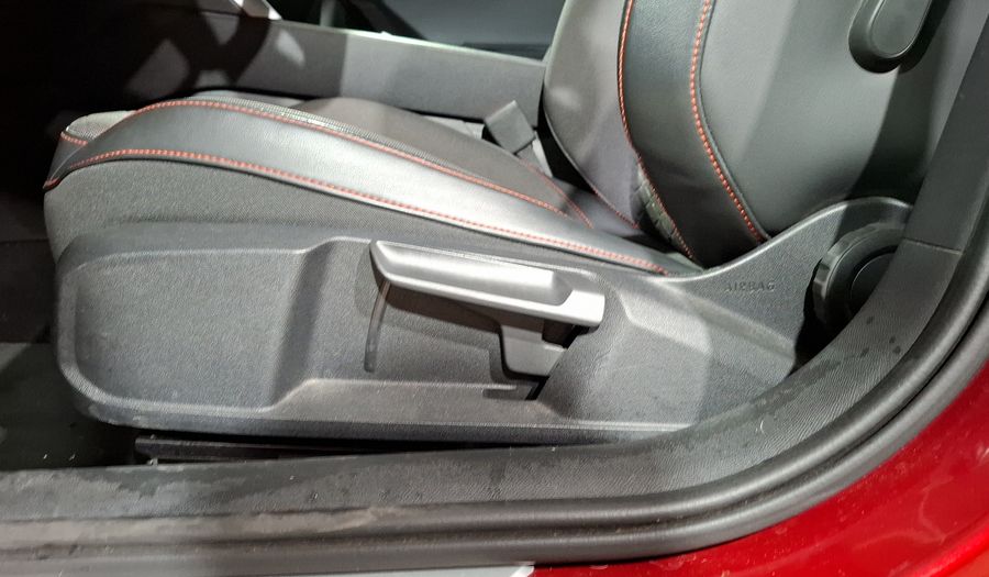 Seat Leon 1.4 FR AUTO Hatchback 2021