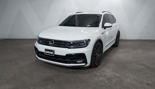 Volkswagen • Tiguan