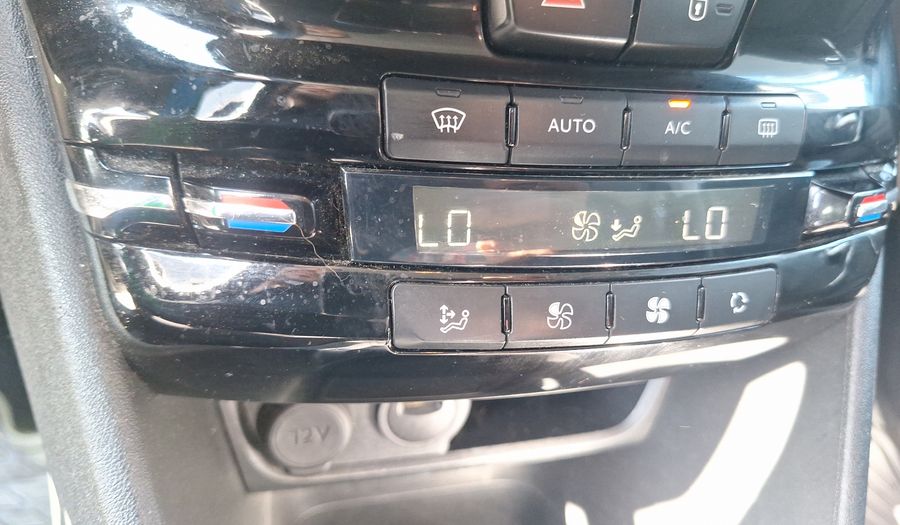 Peugeot 208 1.5 BLUEHDI 100 HP ACTIVE PACK Hatchback 2021