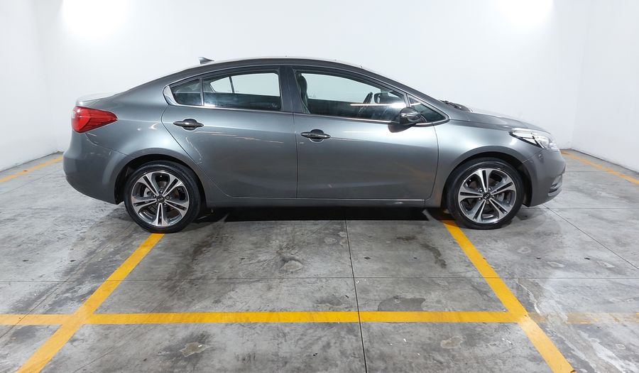 Kia Forte 2.0 SX AT Sedan 2016
