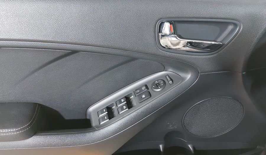 Kia Forte 2.0 SX AT Sedan 2016