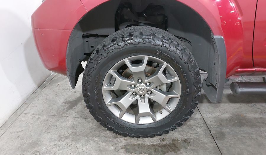 Nissan Frontier 4.0 CREW CAB PRO 4X AT 4WD Pickup 2016