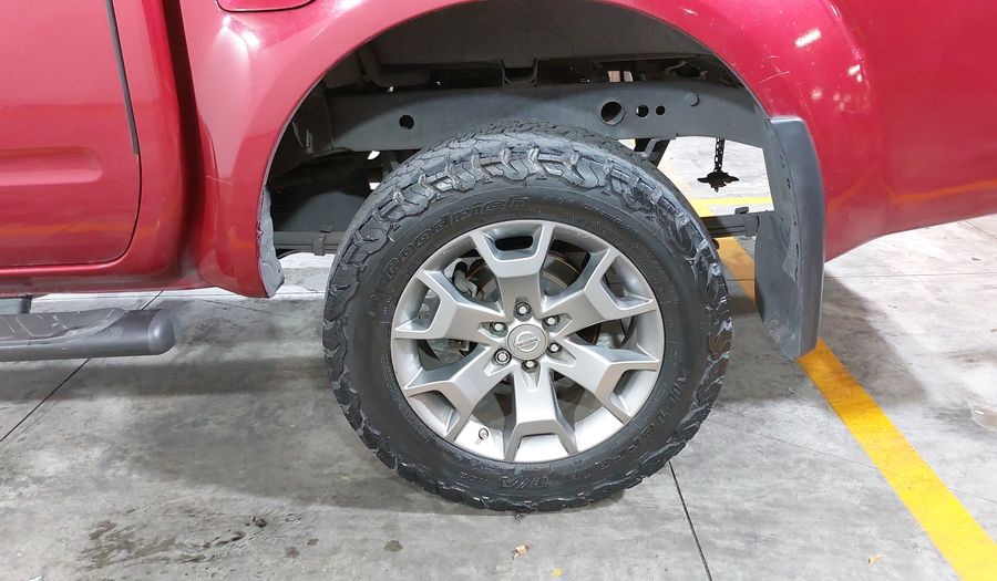 Nissan Frontier 4.0 CREW CAB PRO 4X AT 4WD Pickup 2016