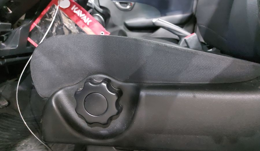 Honda Fit 1.5 LX 5AT Hatchback 2013