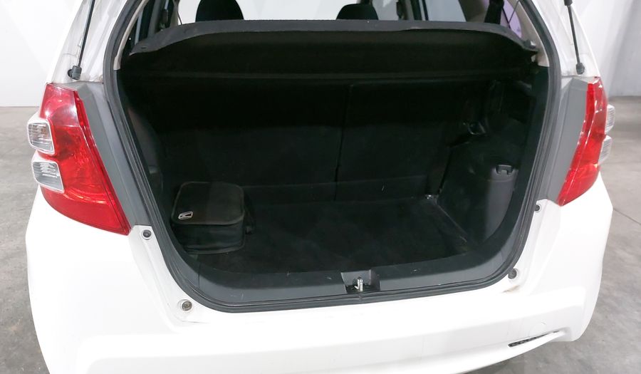 Honda Fit 1.5 LX 5AT Hatchback 2013