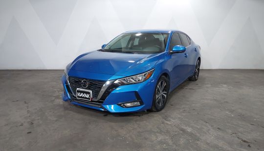 Nissan • Sentra