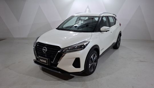 Nissan • Kicks Play