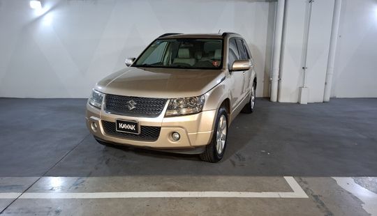 Suzuki • Grand Vitara