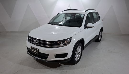 Volkswagen • Tiguan
