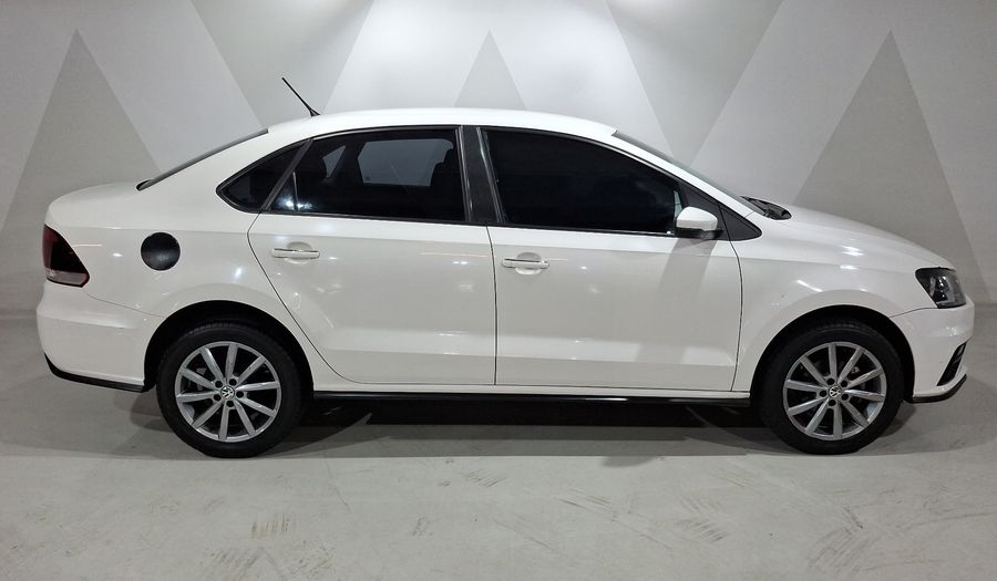 Volkswagen Vento 1.6 COMFORTLINE PLUS AUTO Sedan 2021