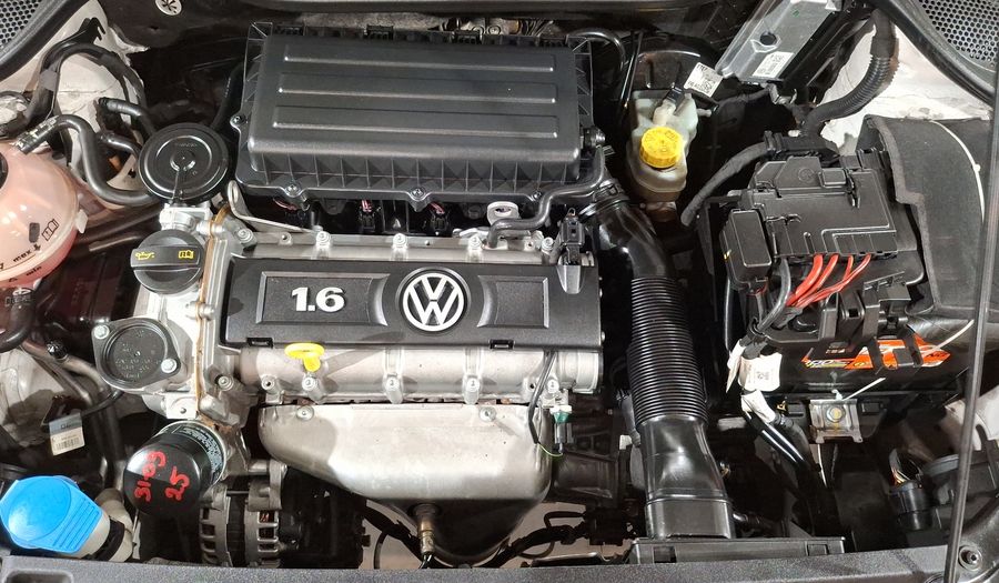 Volkswagen Vento 1.6 COMFORTLINE PLUS AUTO Sedan 2021