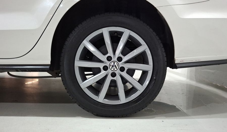 Volkswagen Vento 1.6 COMFORTLINE PLUS AUTO Sedan 2021