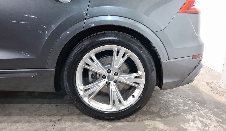 Audi Q8 3.0 MHEV 55 TFSI S LINE AUTO 4WD Suv 2019