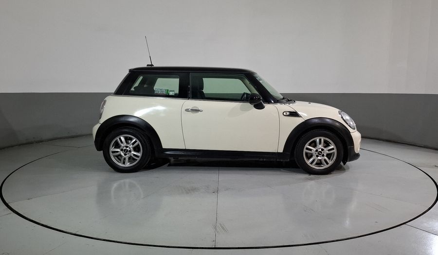 Mini Cooper 1.6 COOPER SALT Hatchback 2013