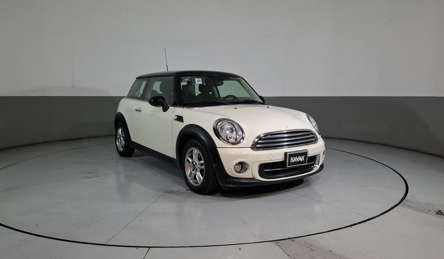 Mini Cooper 1.6 COOPER SALT Hatchback 2013