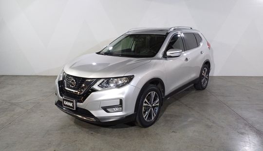 Nissan • X-Trail