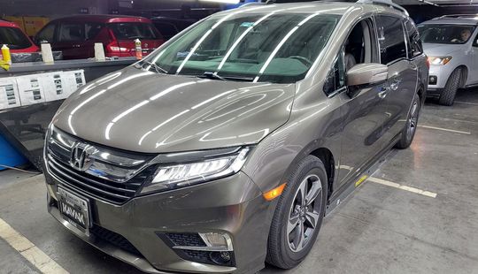 Honda • Odyssey