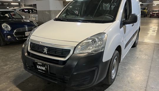 Peugeot • Partner