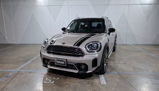 Mini • Countryman