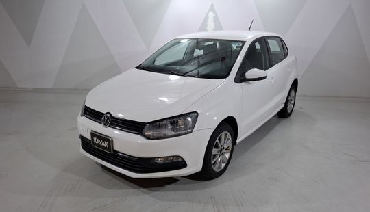Volkswagen • Polo
