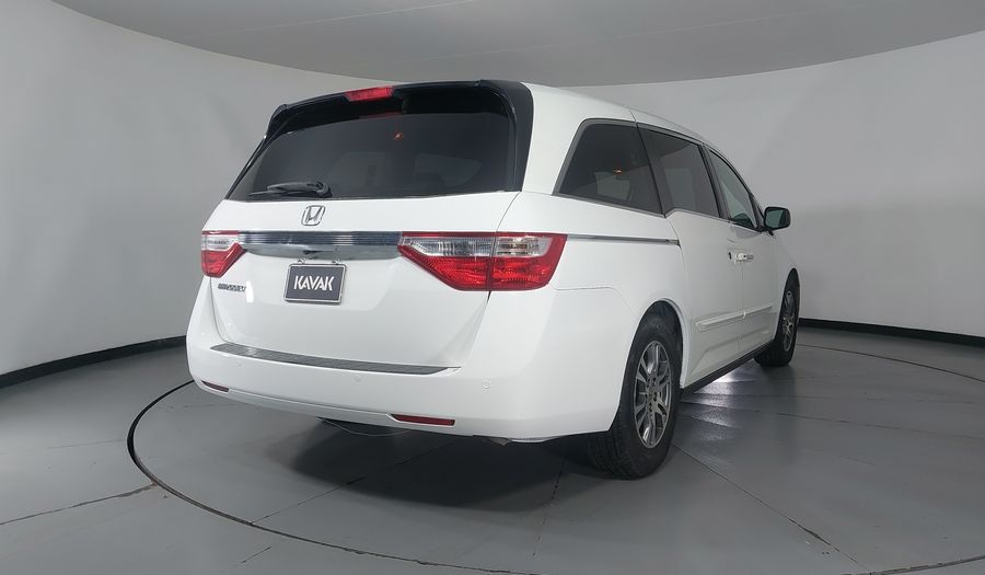 Honda Odyssey 3.5 LX AT Minivan 2013