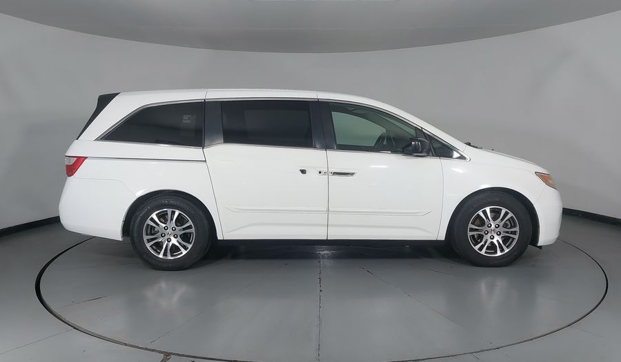 Honda Odyssey 3.5 LX AT Minivan 2013