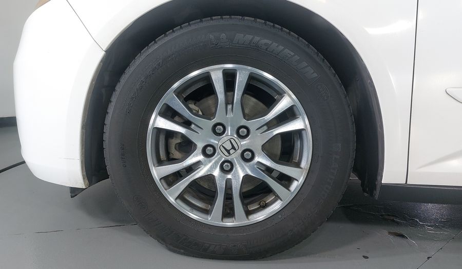 Honda Odyssey 3.5 LX AT Minivan 2013