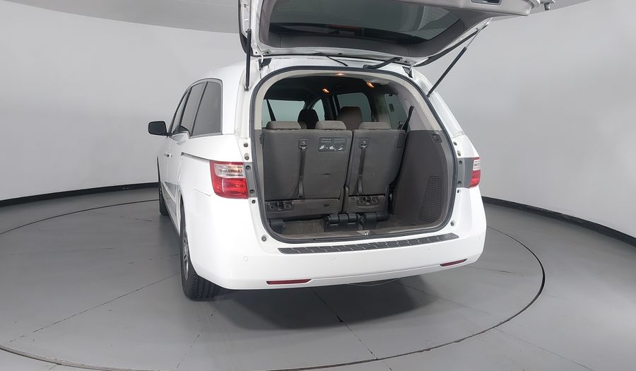 Honda Odyssey 3.5 LX AT Minivan 2013