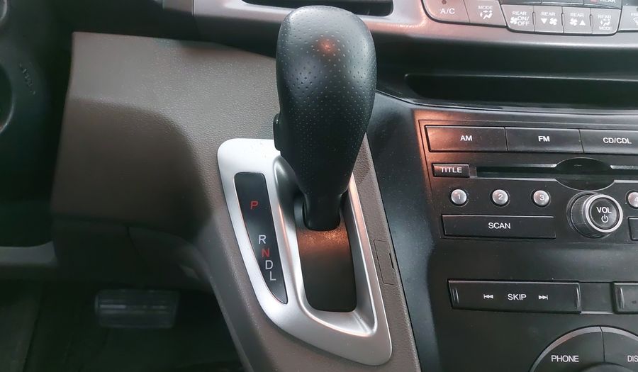Honda Odyssey 3.5 LX AT Minivan 2013