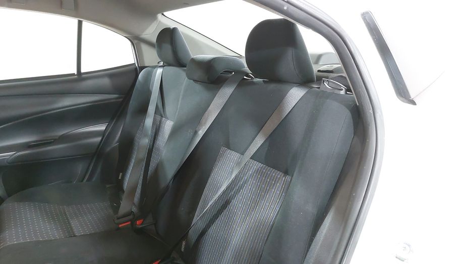Toyota Yaris 1.5 CORE Sedan 2022