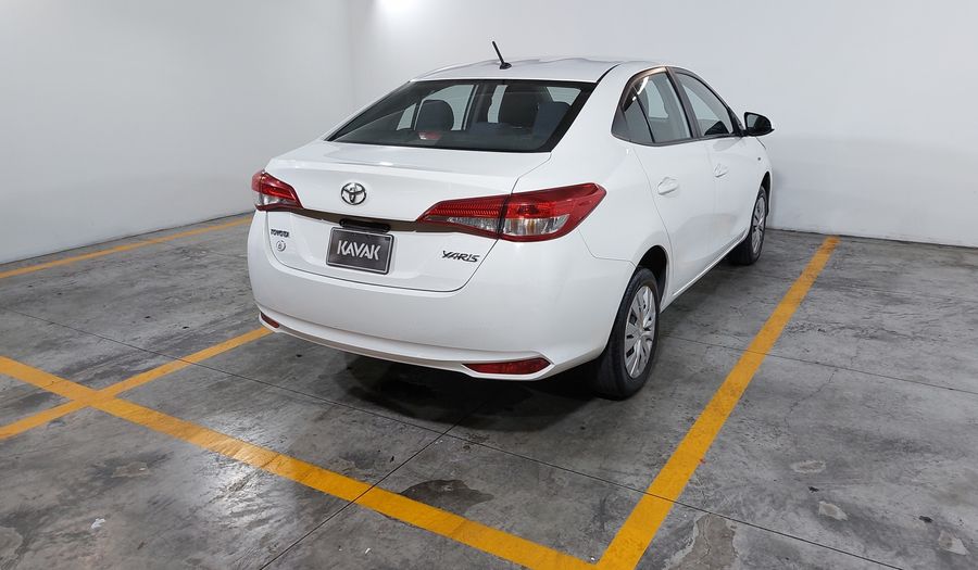 Toyota Yaris 1.5 CORE Sedan 2022