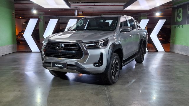 Toyota Hilux 2.8 TDI SRX AUTO C/D