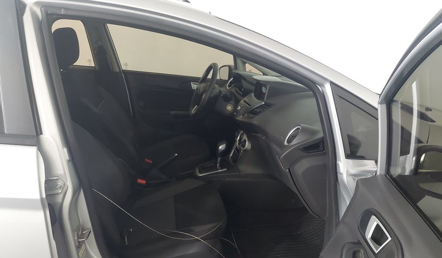 Ford Fiesta TIVCT SEL Hatchback 2018
